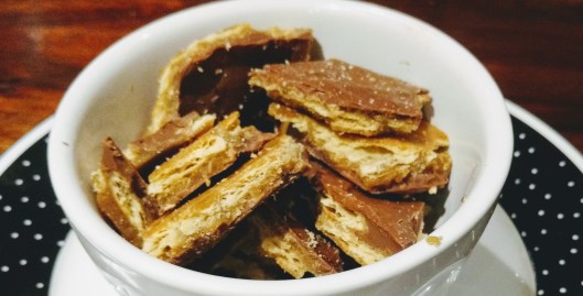 salted-cracker-chocolate-toffee