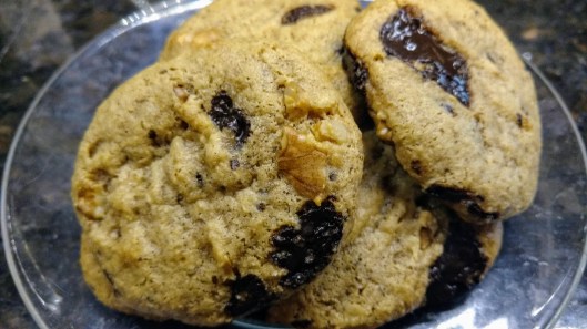 Walnut Chocolate Chip Cookies
