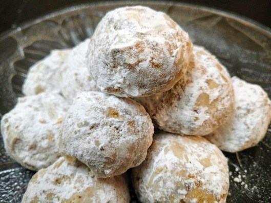 Pecan Snowball Cookies
