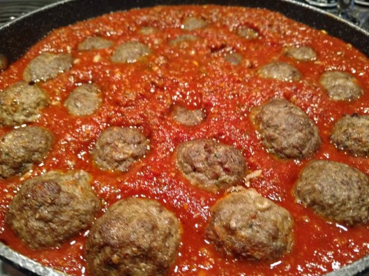 Meatballs in sauce